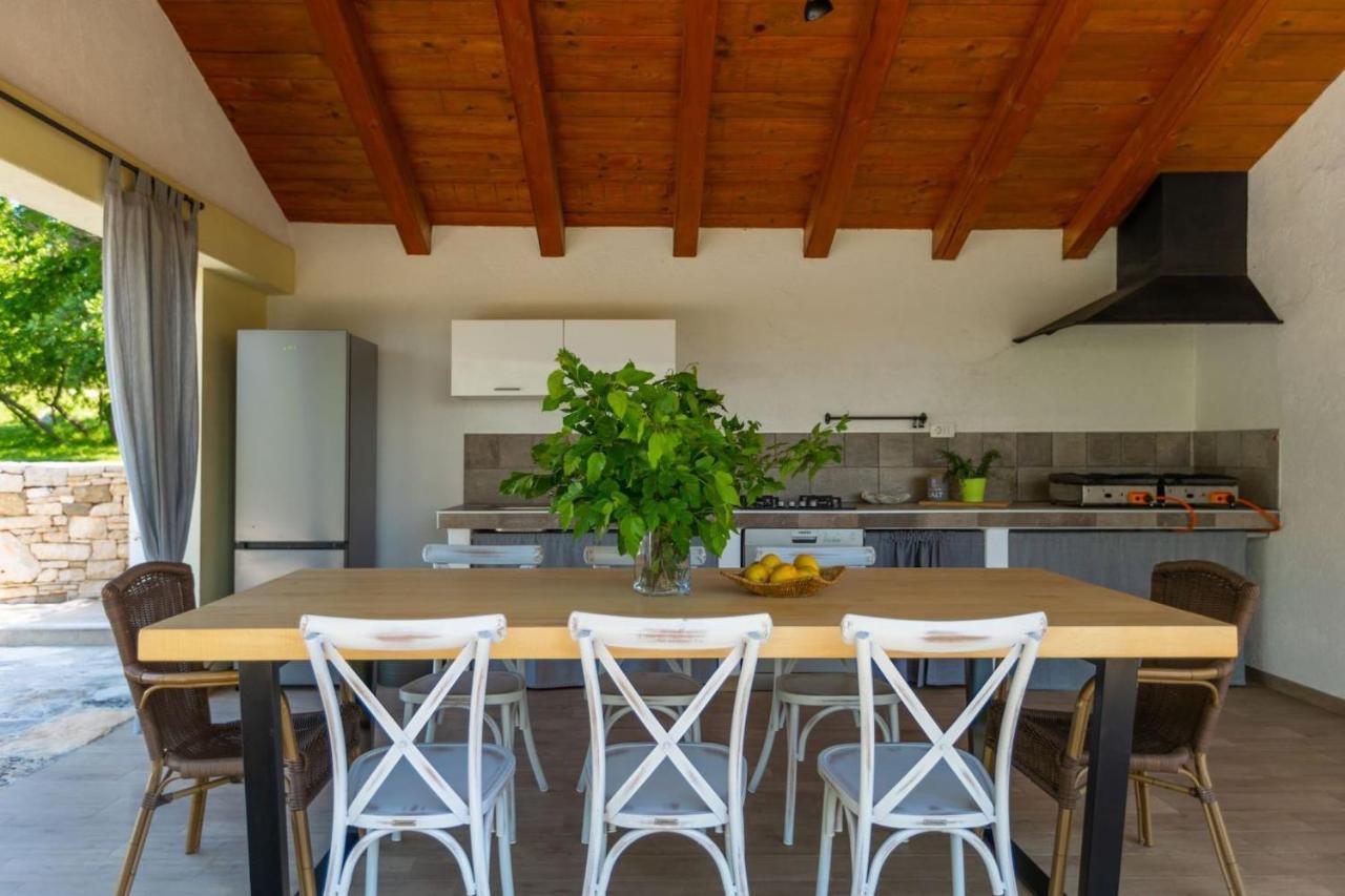Family Casa Ida With Pool And Grill In Groznjan * Makovci